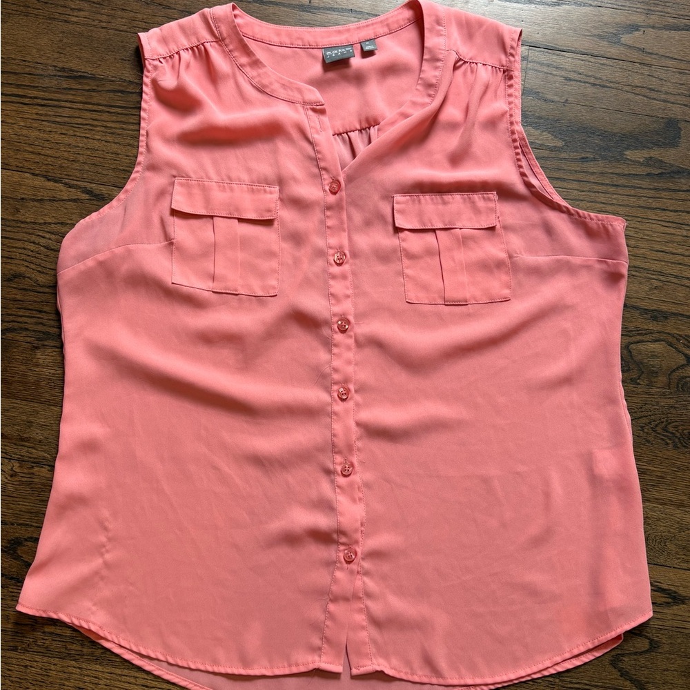 SOHO by New York and Company Coral Sleeveless Button-Up Blouse